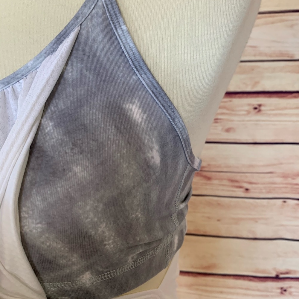Lululemon Let It Loose Yoga Workout Tank, Size 6 - Picture 6 of 7